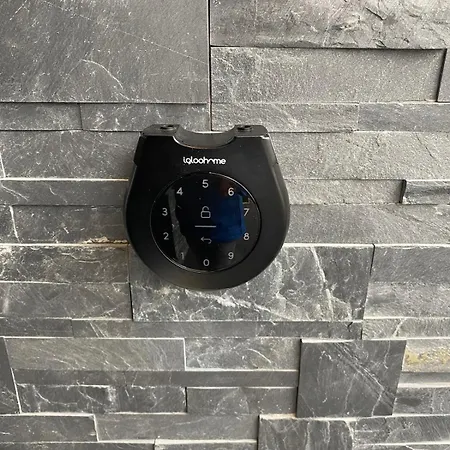 Le De Maeva, Jacuzzi, Et Terrace Σαλέ