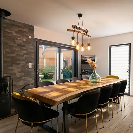 Le De Maeva, Jacuzzi, Et Terrace Σαλέ *