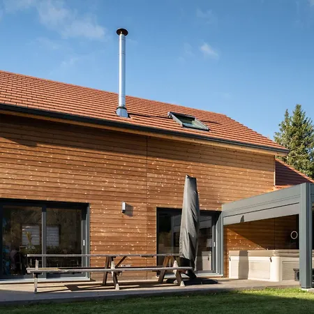 Le De Maeva, Jacuzzi, Et Terrace Σαλέ