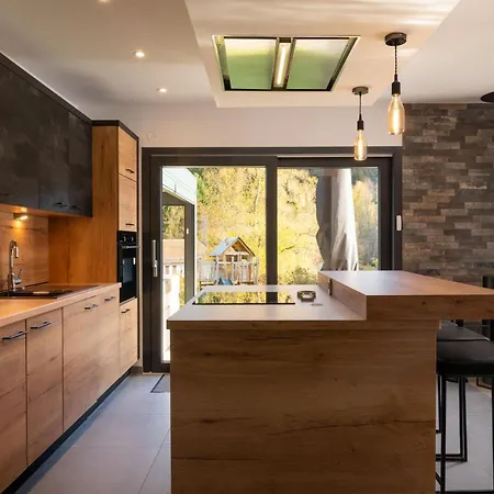 Le De Maeva, Jacuzzi, Et Terrace