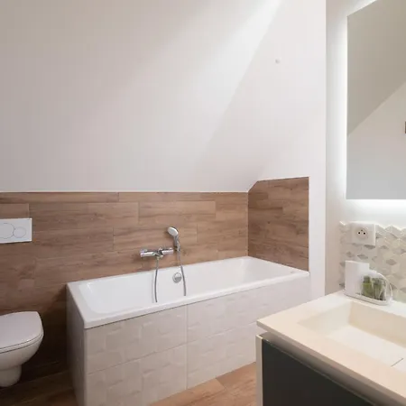 Chalet Le De Maeva, Jacuzzi, Et Terrace