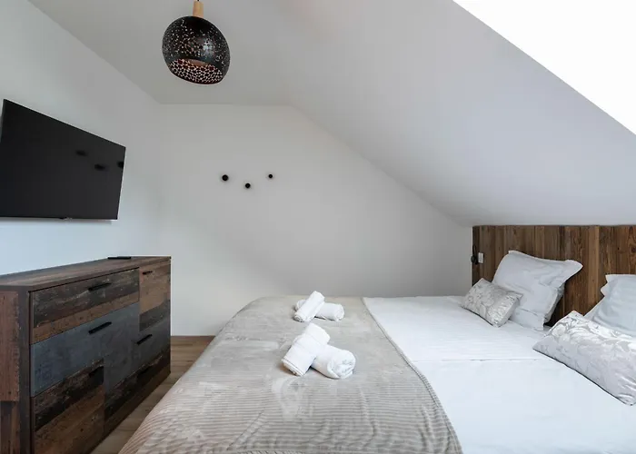 Le De Maeva, Jacuzzi, Et Terrace Horská chata *